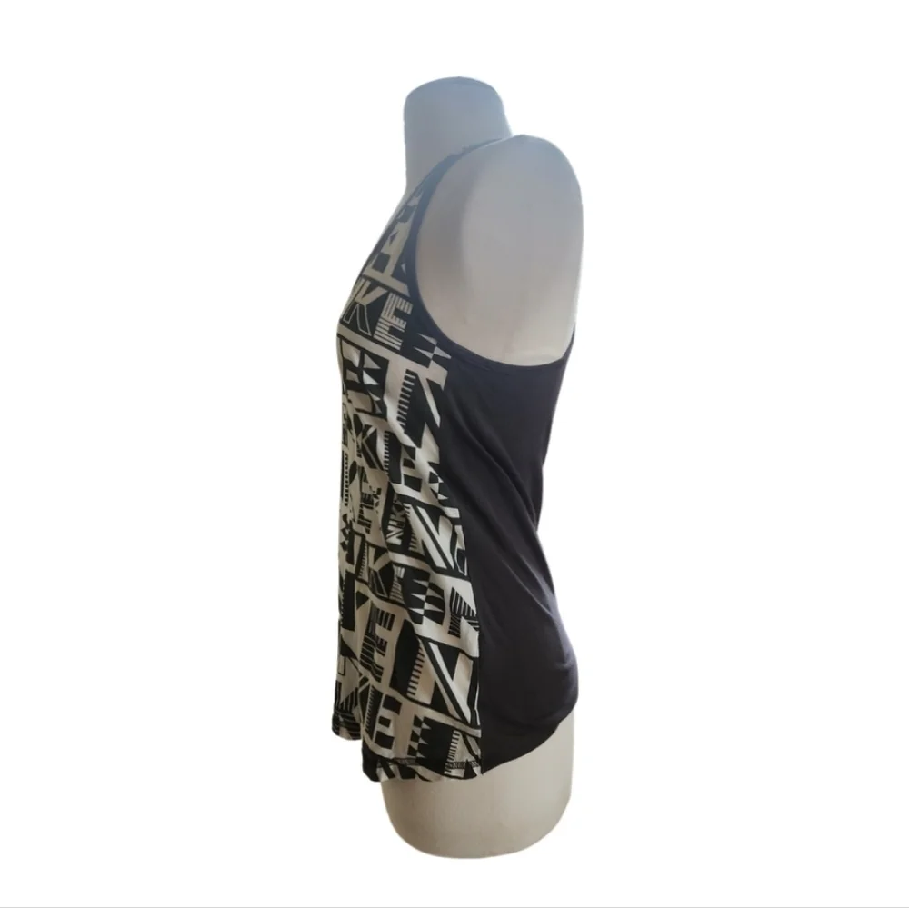Nike Geometric Athletic Tank Top